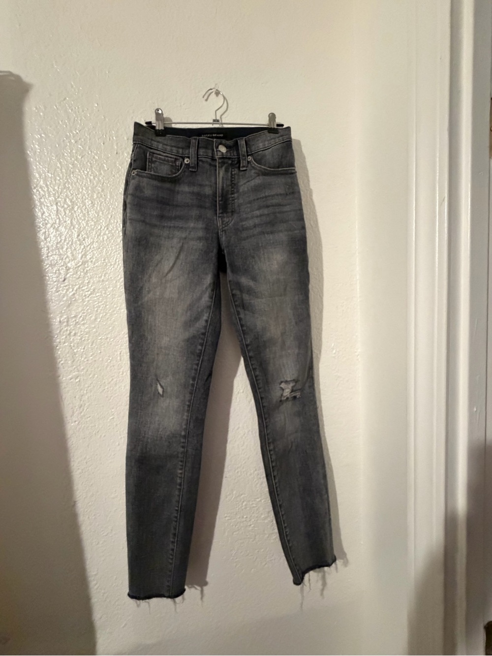 Lucky brand High-Rise Women’s Gray Distressed Jeans